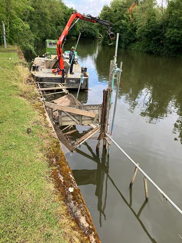 2 Demolition Of Unauthorised Landing Stage